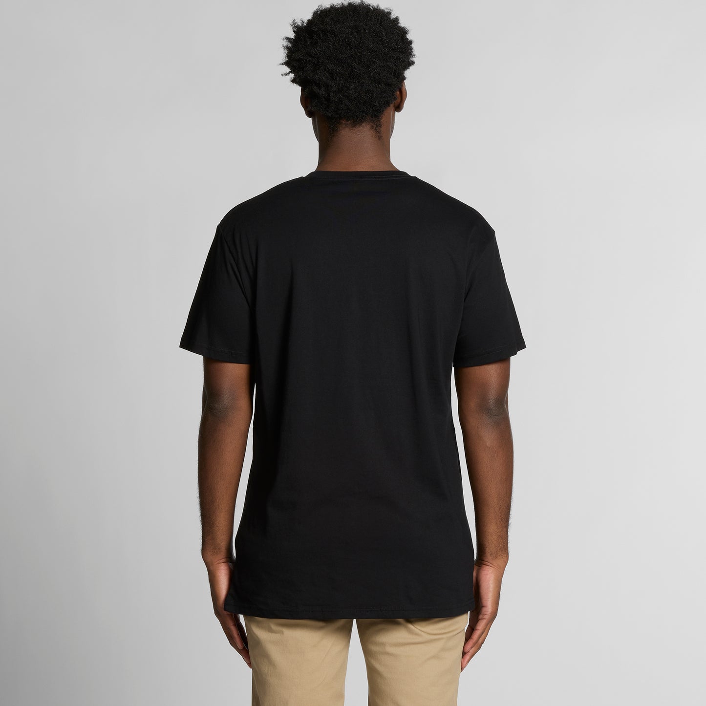 5001v staple v neck tee