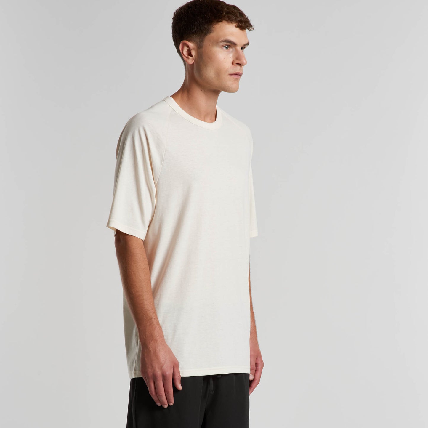 5610 staple active blend tee